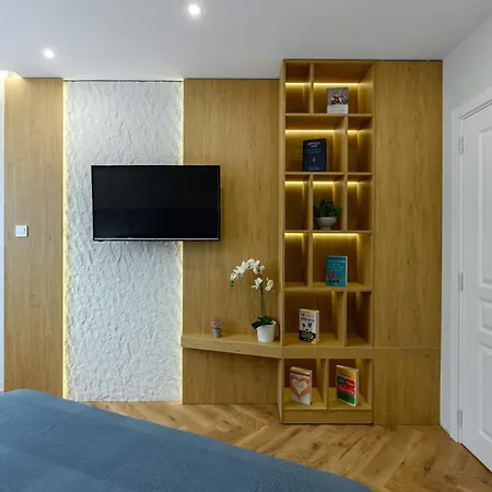 Sea & Space - Premium - Center By Flat Manаger * Varna